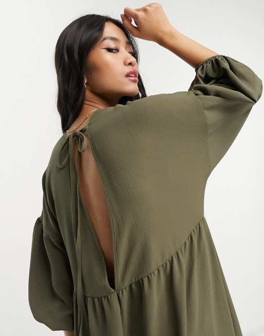 ASOS DESIGN – Khakifärgad midi-smockklänning i chuck on-stil, 3 av 4