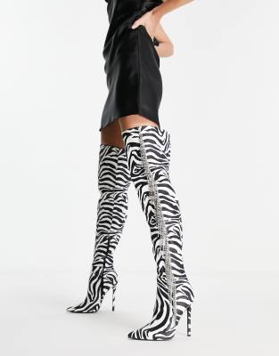 ASOS DESIGN - Kim - Verzierte Overknee-Stiefel mit Zebramuster-Bunt