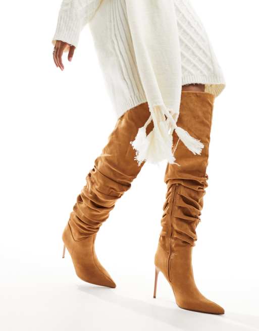 ASOS DESIGN – Kingdom – Hellbraune Overknee-Stiefel mit Absatz und Raffung, 2 von 4