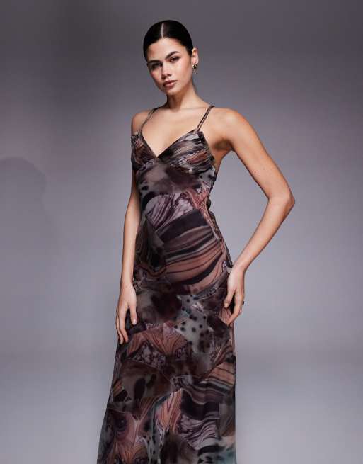 ASOS DESIGN - Kjole med skråsnit og fishtail samt lille dobbeltlag ved brystet og abstrakt print, 4 af 4