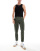 Thumbnail 1 van 5