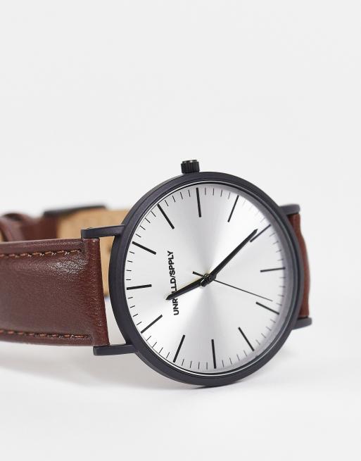 ASOS DESIGN – Klassische Uhr mit Gehäuse in Mattschwarz und Armband in Braun, 3 von 4