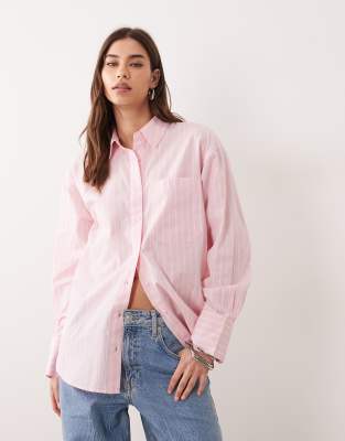 ASOS DESIGN - Klassisches Hemd aus Baumwolle in gestreiftem Rosa