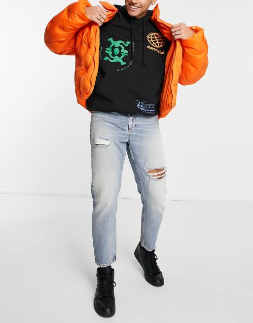 ASOS DESIGN - Klassiske stive jeans i lys tonet vask med flænger