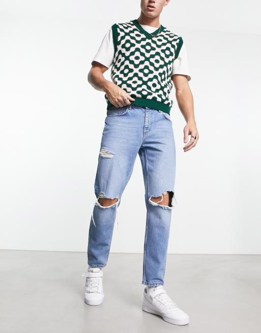 ASOS DESIGN - Klassiske stive jeans med flænger på knæene i blå mellemvask 