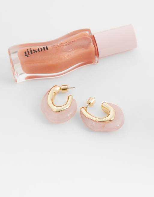 ASOS DESIGN – Kleine Creolen in Gold-Optik mit Kunstharz in hellrosa Design, 3 von 4