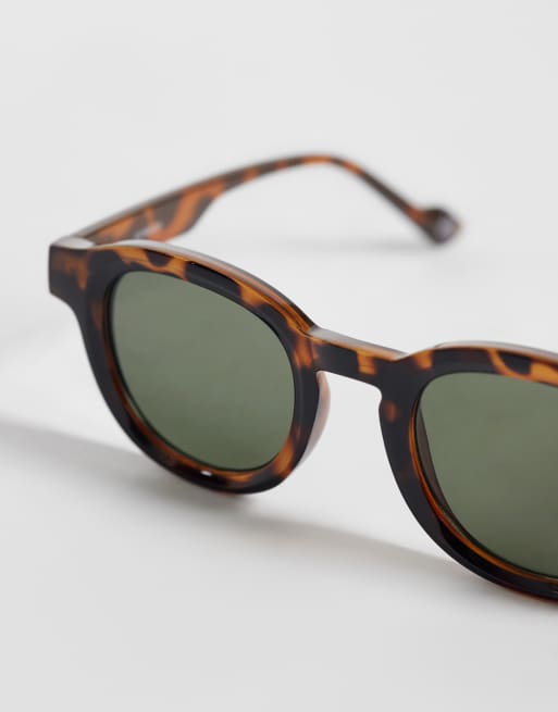 ASOS DESIGN klobige runde Sonnenbrille in Schildpattoptik mit grünen Gläsern, 2 von 3