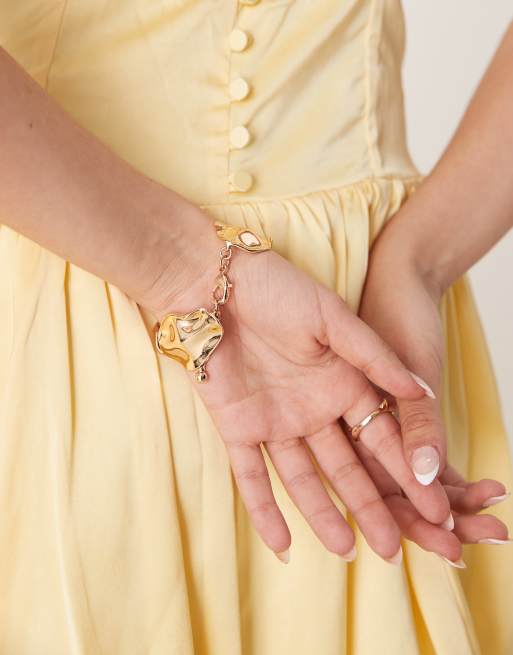 ASOS DESIGN – Klobiges, strukturiertes Armband in Goldoptik, 3 von 3