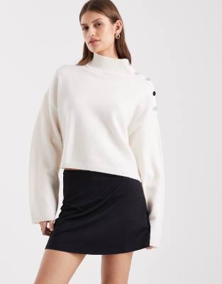 ASOS DESIGN - Knapp geschnittener Mini-Skort aus Polyamid in Schwarz