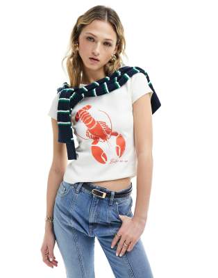 ASOS DESIGN - Knapp geschnittenes T-Shirt in Cremeweiß mit Hummer-Grafikprint