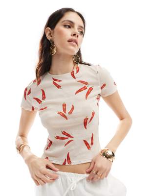 ASOS DESIGN - Knappes T-Shirt aus Netzstoff mit Chili-All-over-Print-Bunt