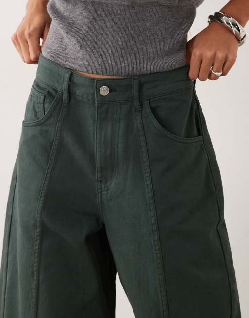 ASOS DESIGN knieplooi barrel jeans met omslagzoom in bosgroen, 5 van 5