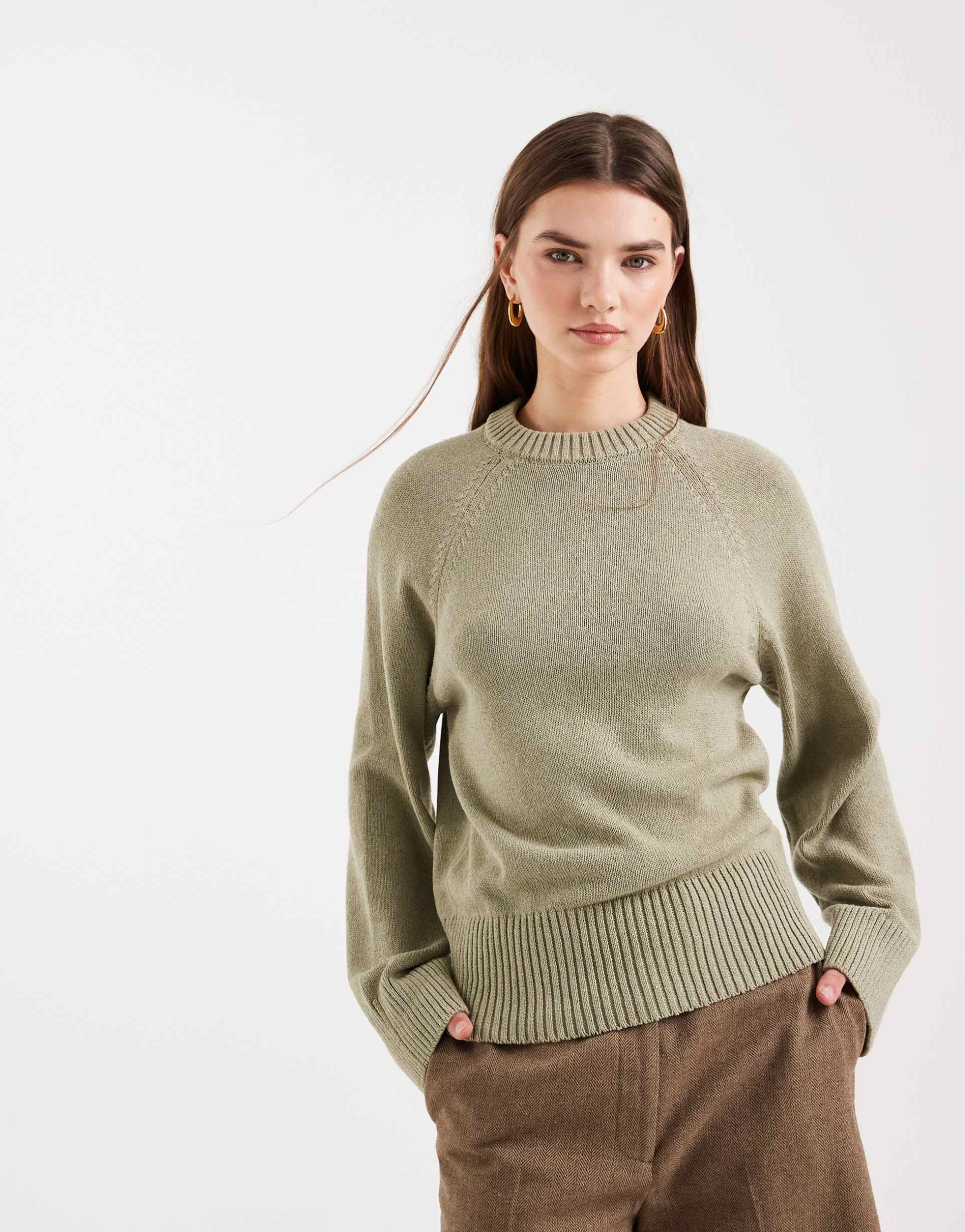 asos design knit crew neck sweater with raglan sleeve in sage green
