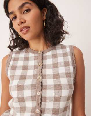 Asos Design Knit Gingham Top With Scalloped Edge In Brown