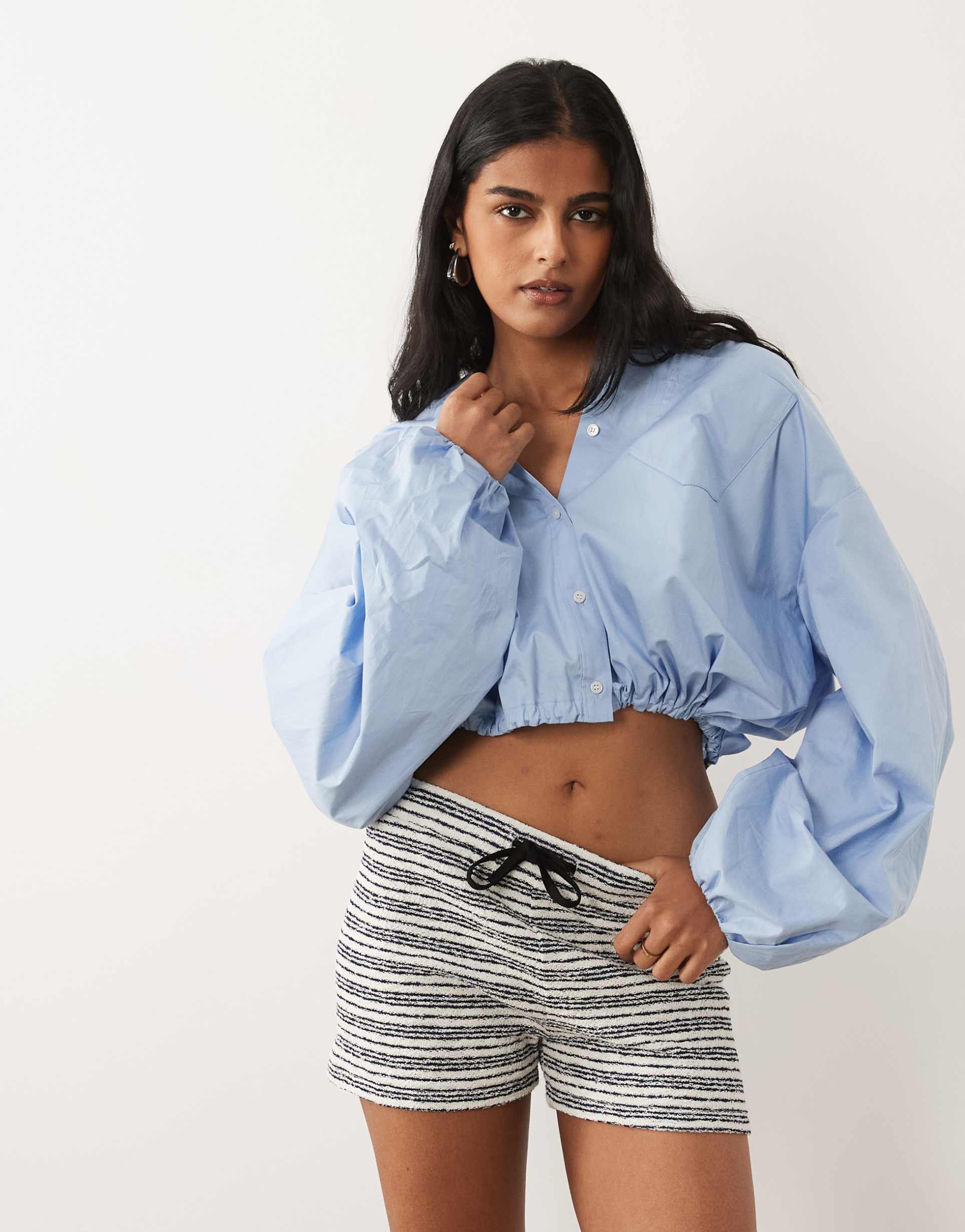 asos design knit jersey shorts in blue and cream stripe