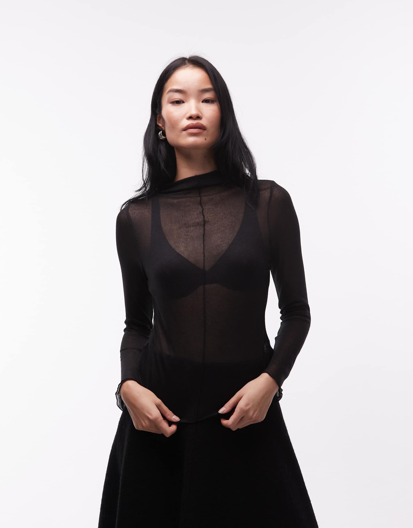 ДИЗАЙНЕРСКИЙ трикотажный топ ASOS с воронкообразным вырезом и длинными рукавами second skin черного цвета