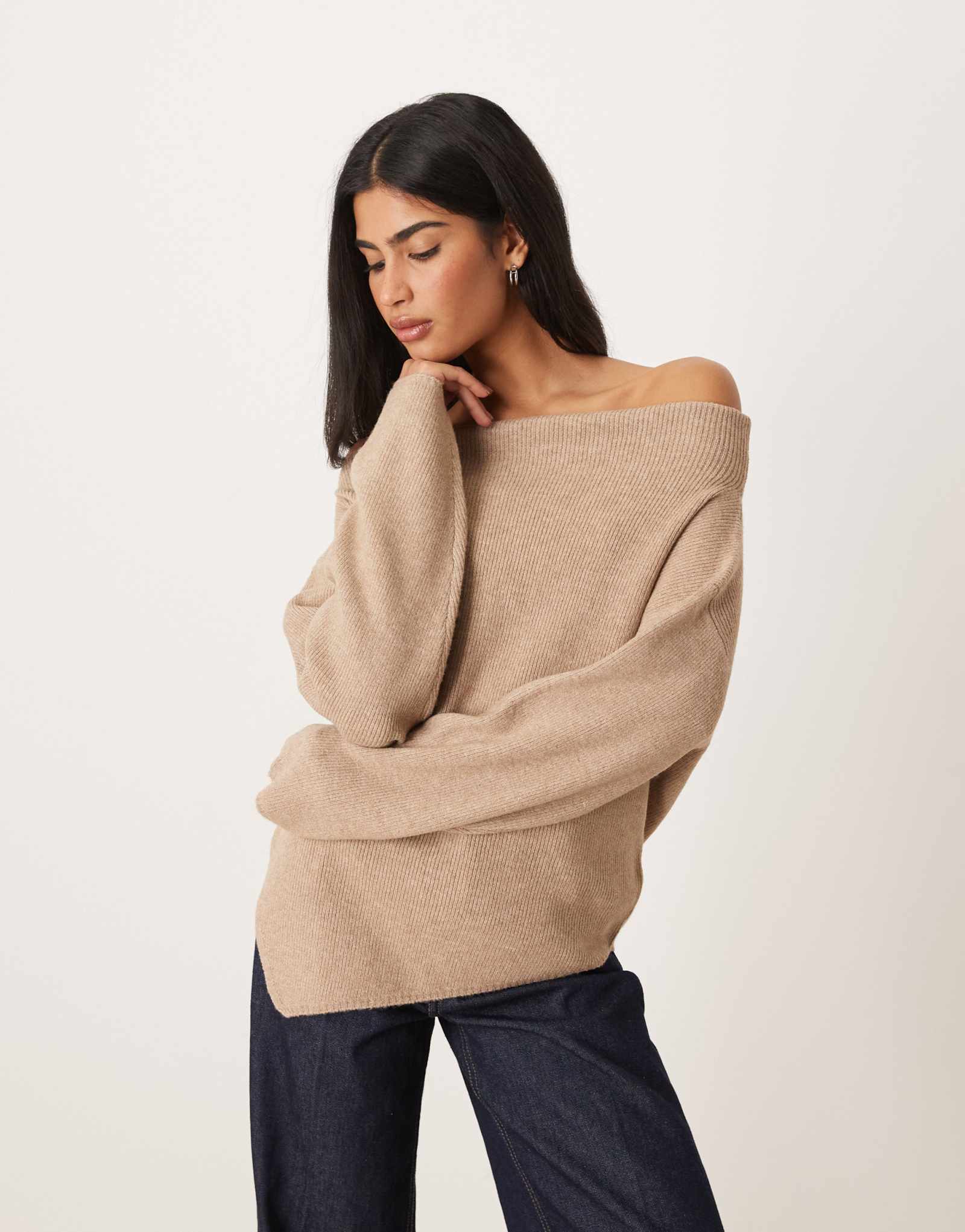 ДИЗАЙНЕРСКИЙ вязаный топ ASOS с открытыми плечами цвета печенья