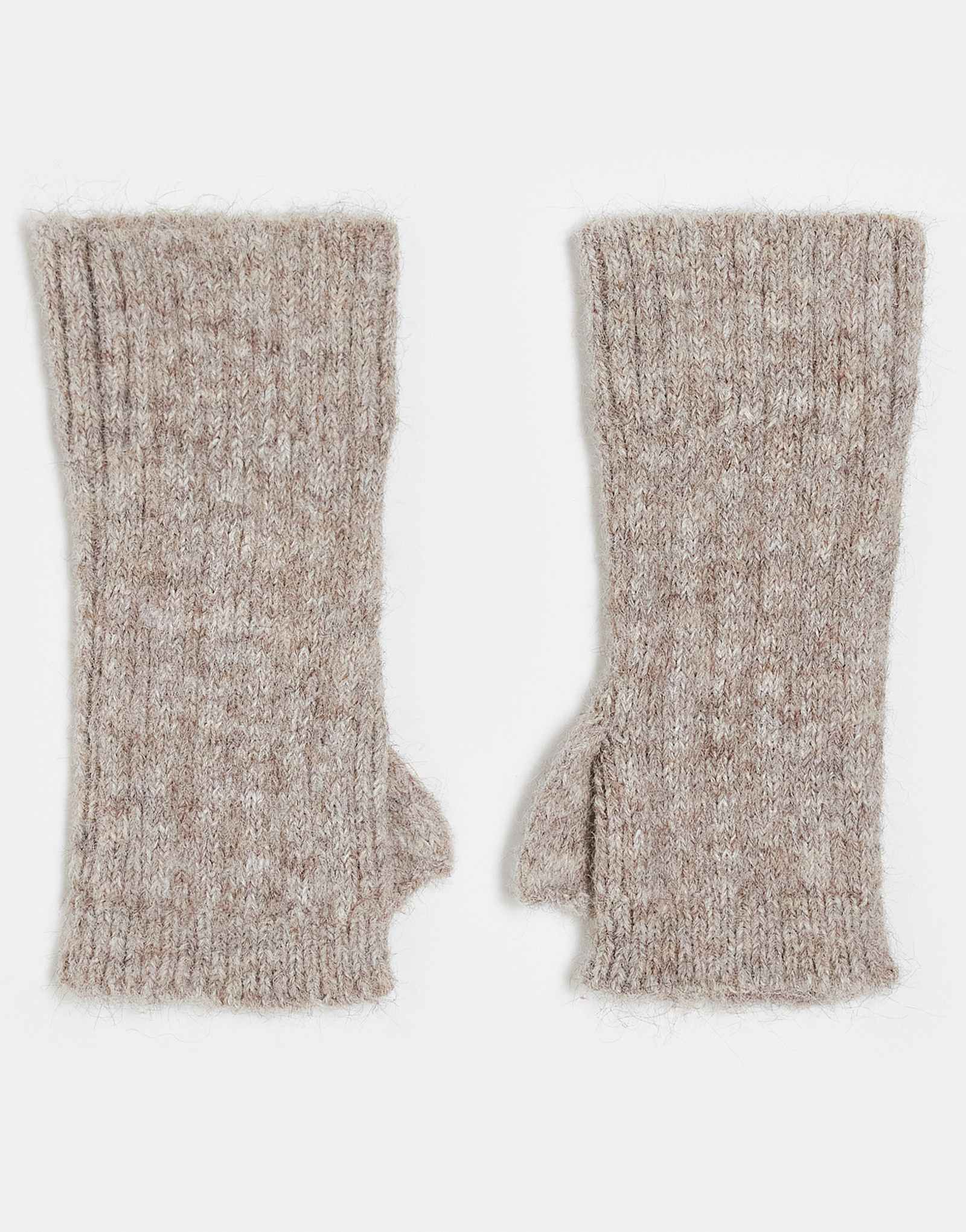 Дизайнерская вязаная ребристая грелка для рук ASOS из овсяной муки