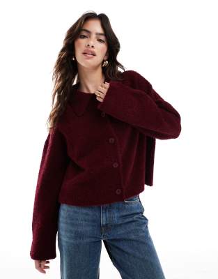 knit shirt in boucle yarn in burgundy-Red