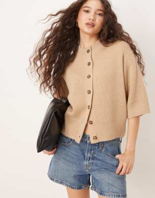 knit short sleeve ribbed cardigan in stone-Neutral