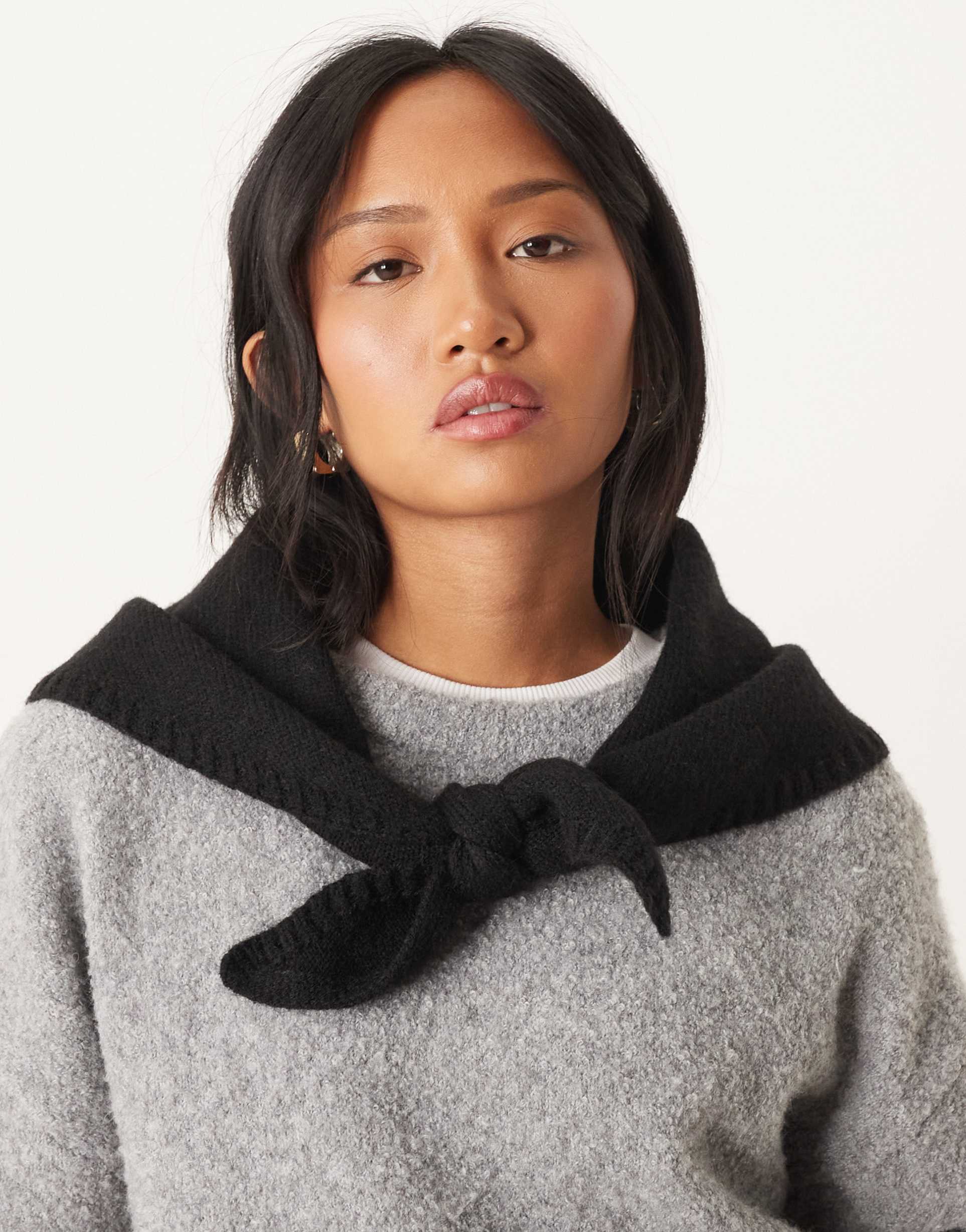asos design knit triangle scarf in black