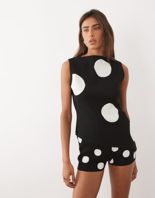ASOS DESIGN knitted asymmetric top co-ord in polka dot, 3 of 4