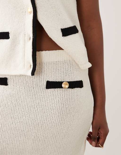 ASOS DESIGN knitted boucle mini skirt in mono (Part of a set), 4 of 5