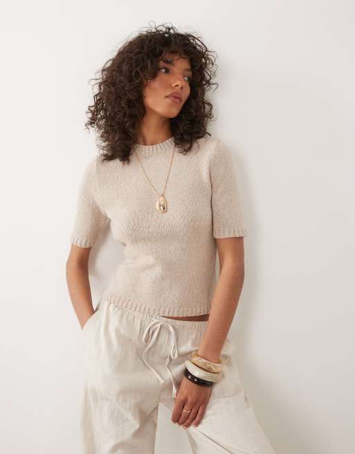 ASOS DESIGN knitted boucle shrunken top in mocha, 3 of 4