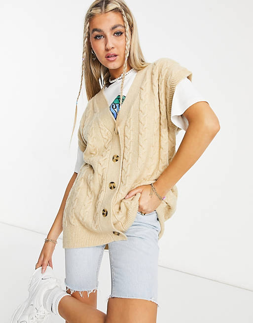 Women knitted cable tank with button through detail in oatmeal 