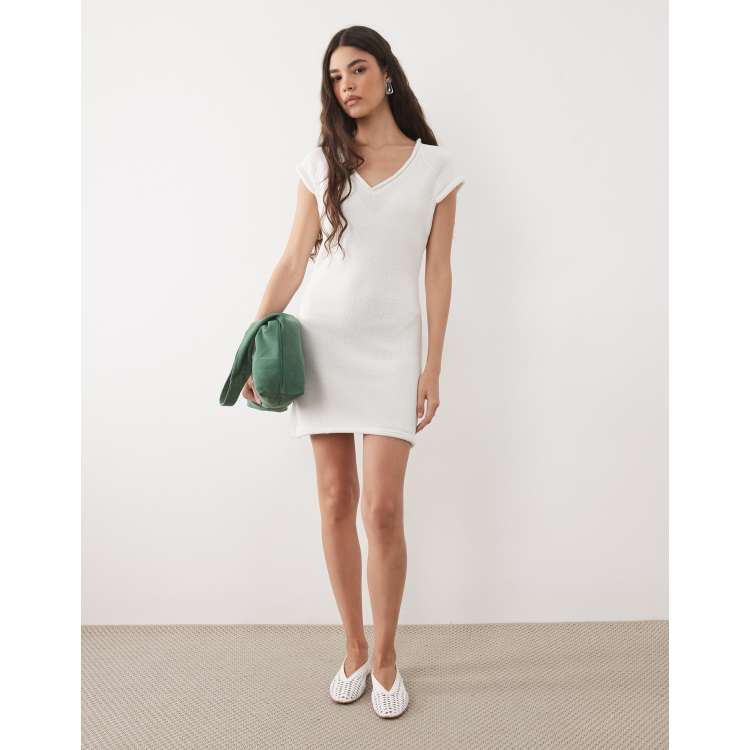 boat neck dress white White Satin Princess Dress Bow Boat Neck Floor Length Girl – Mia Princess main image 0