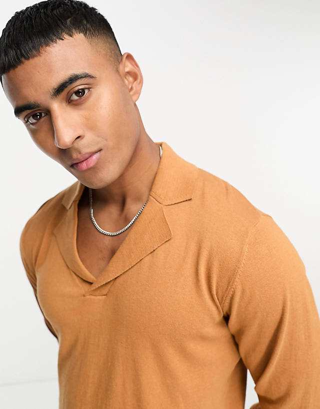 ASOS DESIGN - knitted cotton revere polo jumper in tan