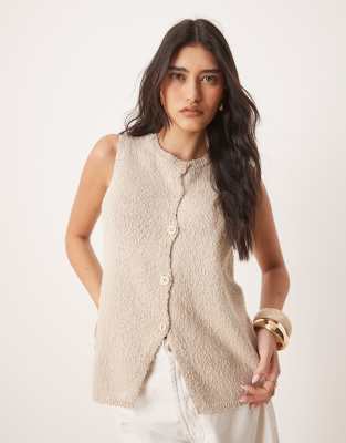 ASOS DESIGN ASOS DESIGN knitted crew neck longline textured waistcoat in oatmeal-Neutral