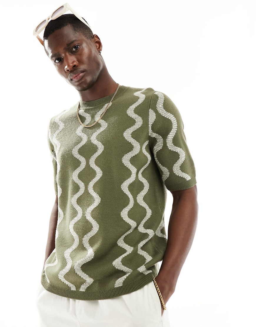 ASOS DESIGN knitted crew neck t-shirt in textured khaki wiggle pattern-Green