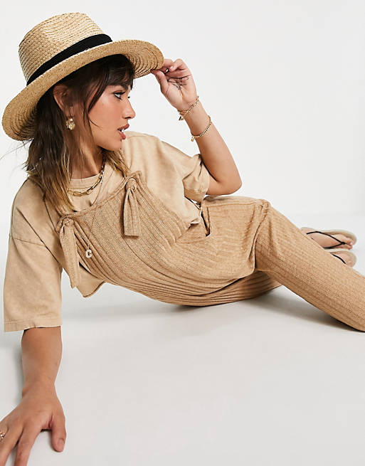  knitted dungaree jumpsuit in camel 
