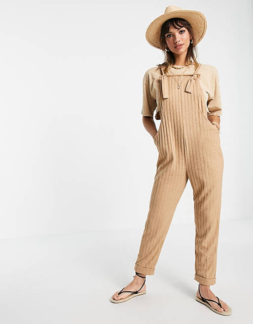  knitted dungaree jumpsuit in camel 