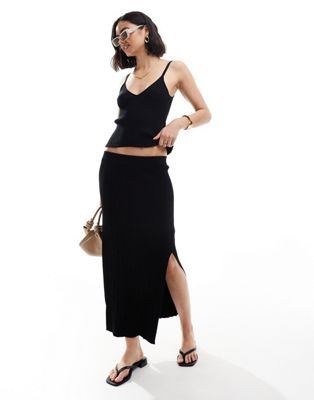 knitted midi skirt in black - part of a set