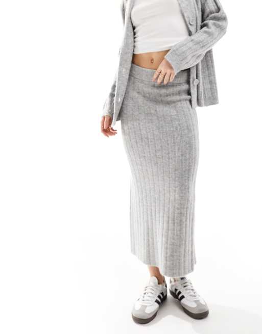 Grey ribbed knit outlet midi skirt