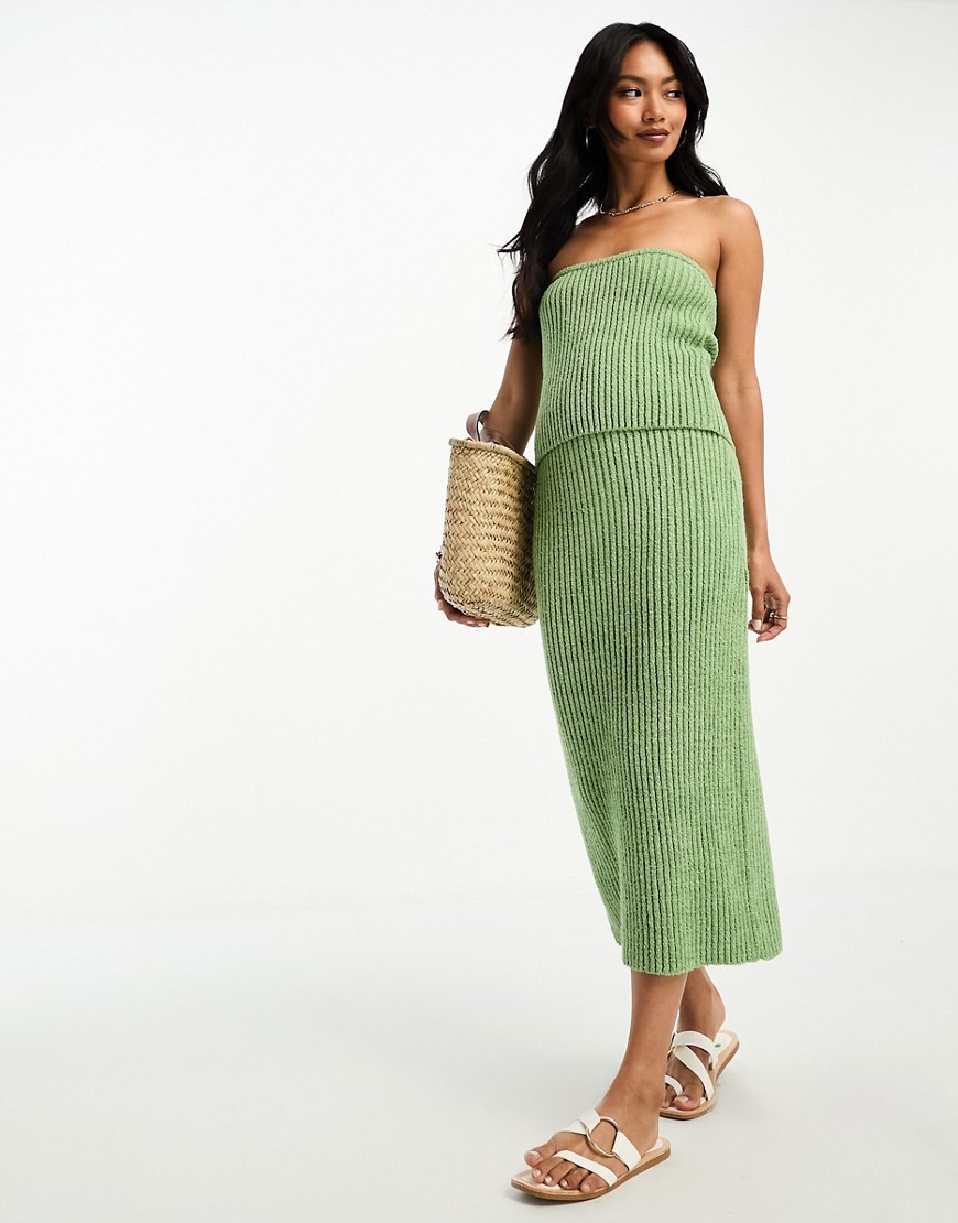 ASOS DESIGN knitted midi skirt in textured yarn in khaki co-ord-Green