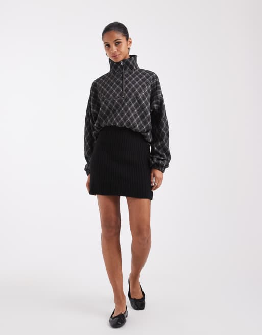 ASOS DESIGN knitted mini skirt co ord in black, 3 of 5