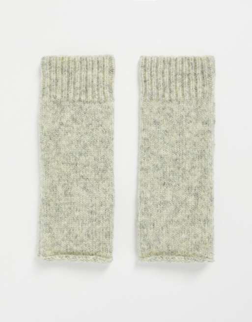 ASOS DESIGN knitted palm warmers in grey