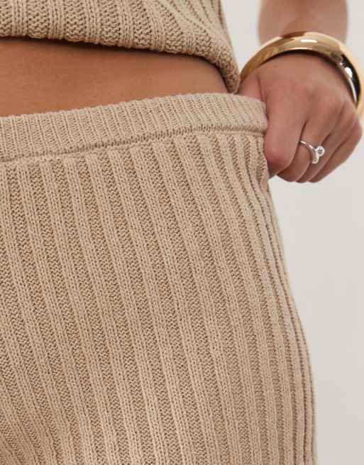 ASOS DESIGN knitted pleated short co-ord in stone, 3 of 5