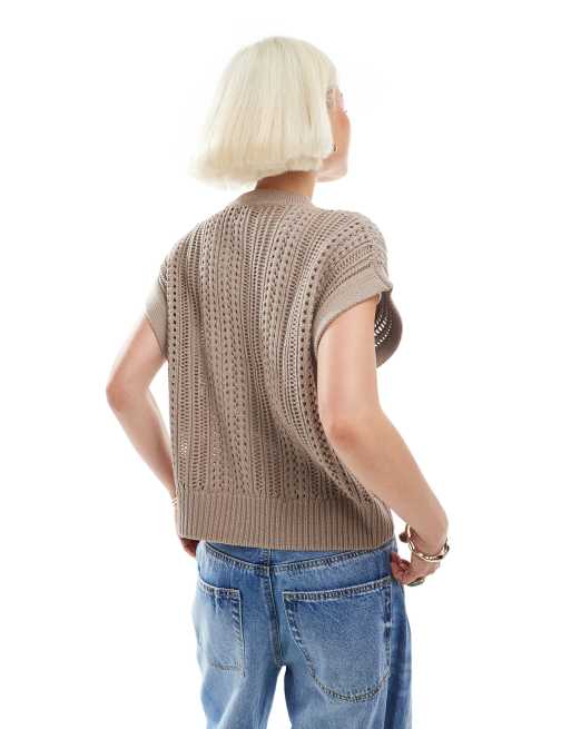 ASOS DESIGN knitted pointelle crew neck boxy waistcoat in taupe, 4 of 4