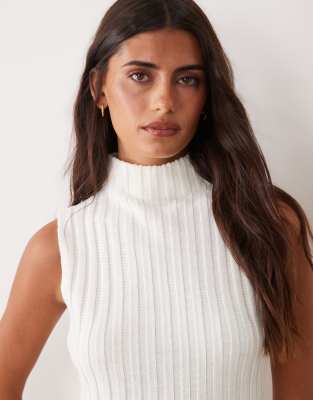 High Neck 1