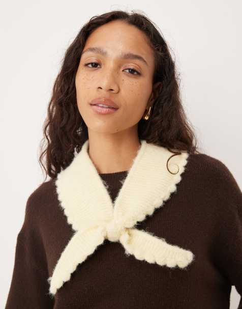 ASOS DESIGN knitted scallop edge neckerchief in buttermilk - view 1
