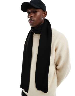 ASOS DESIGN ASOS DESIGN knitted scarf in black