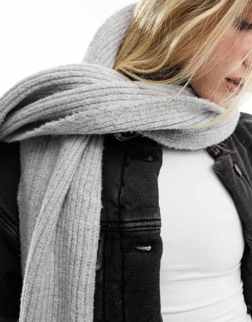 ASOS DESIGN knitted scarf in grey marl , 2 of 4