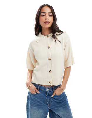 knitted short sleeve shirt cardigan in cream-White