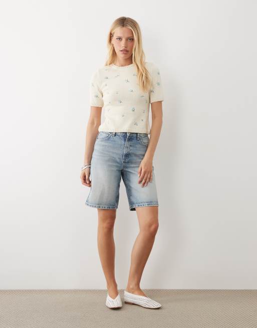 ASOS DESIGN knitted shrunken top in embroidered floral, 2 of 4