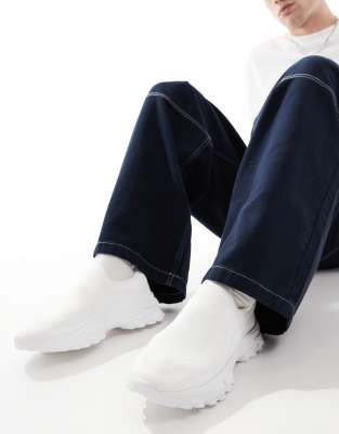 Кроссовки с вязаными носками ASOS DESIGN белого цвета 8990₽