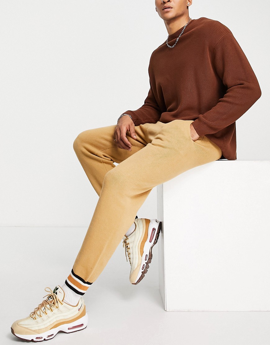 ASOS DESIGN knitted sweatpants in camel - part of a set-Brown